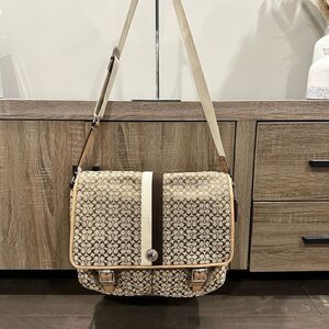 Coach Signature Messenger Bag, reposhing because it’s too small for my books.